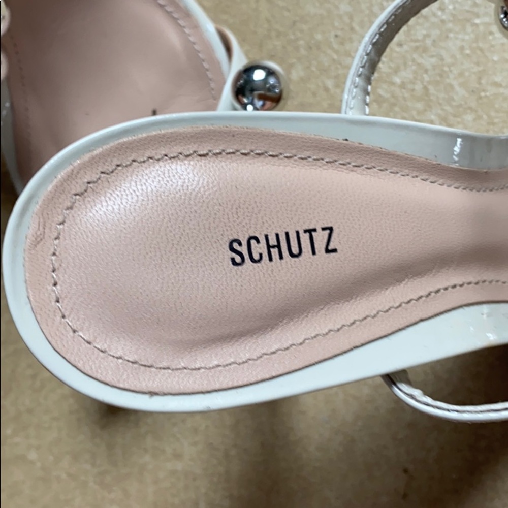 Schultz Heels - image 4